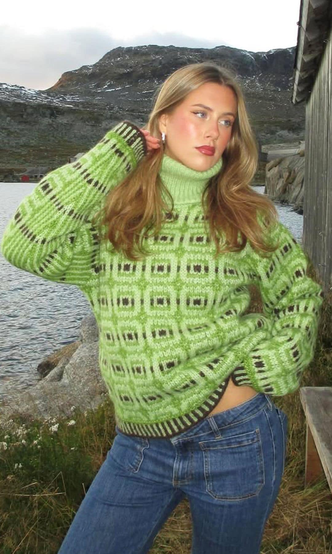 Leah Isadora, la princesa que construye el perfecto estilo noruego con jerséis 'made in Spain'