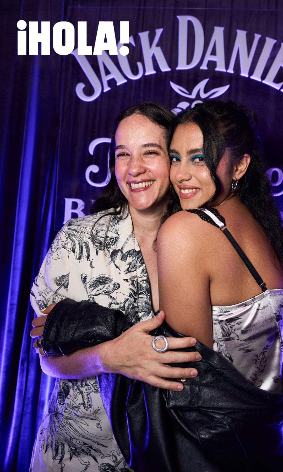 Ximena Sariñana y Renata Vaca