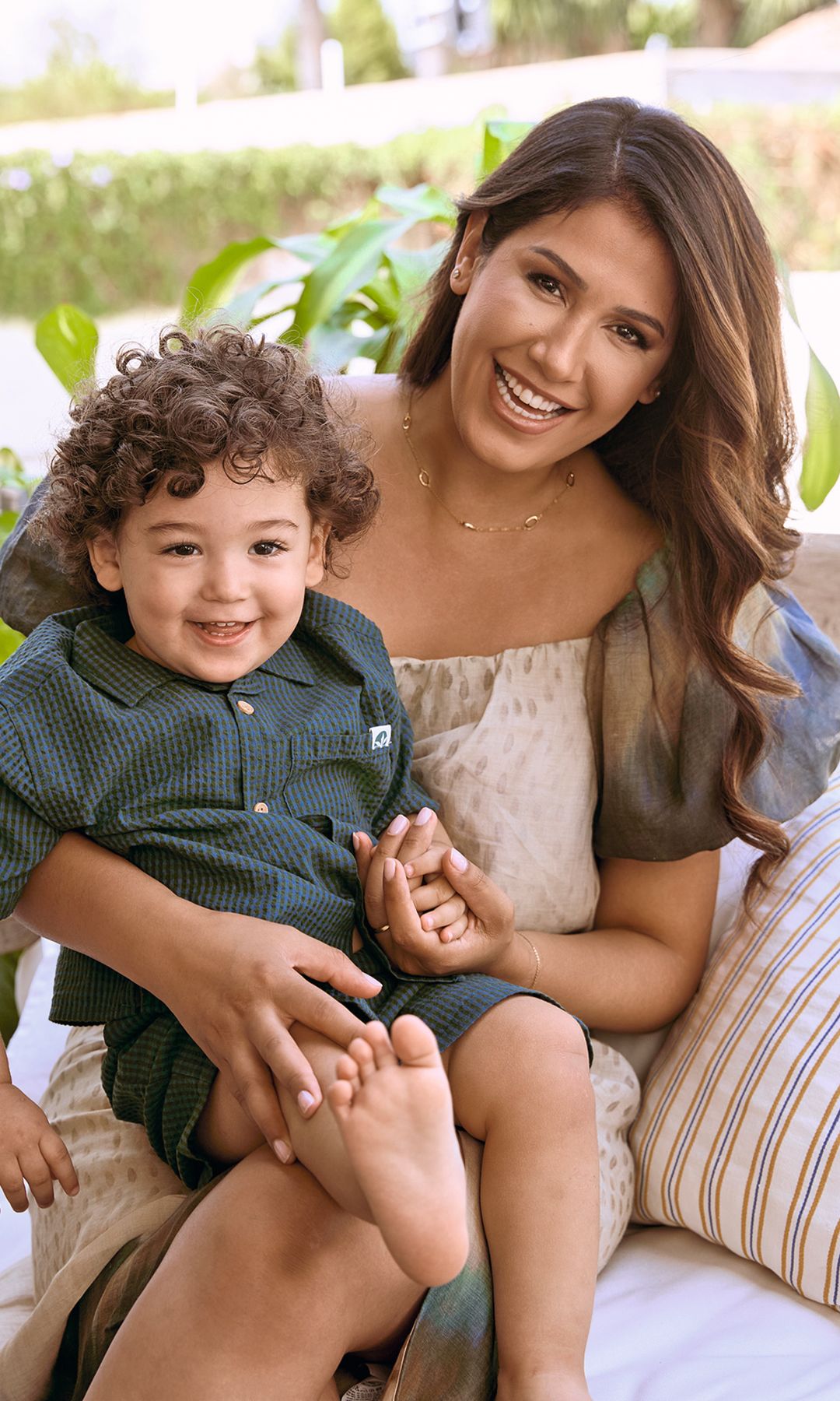 BERTÍN OSBORNE Y GABRIELA GUILLÉN NOS PRESENTAN A SU HIJO, DAVID