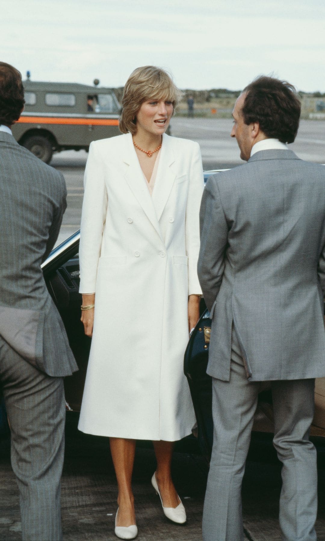 Los detalles de la subasta de looks de Diana de Gales