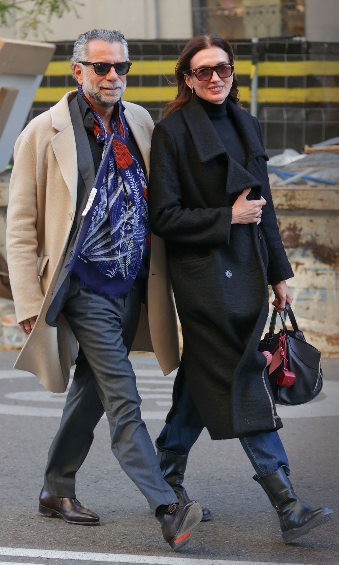 Nieves Alvarez y Bill Saad dan un paseo por las calles de Madrid