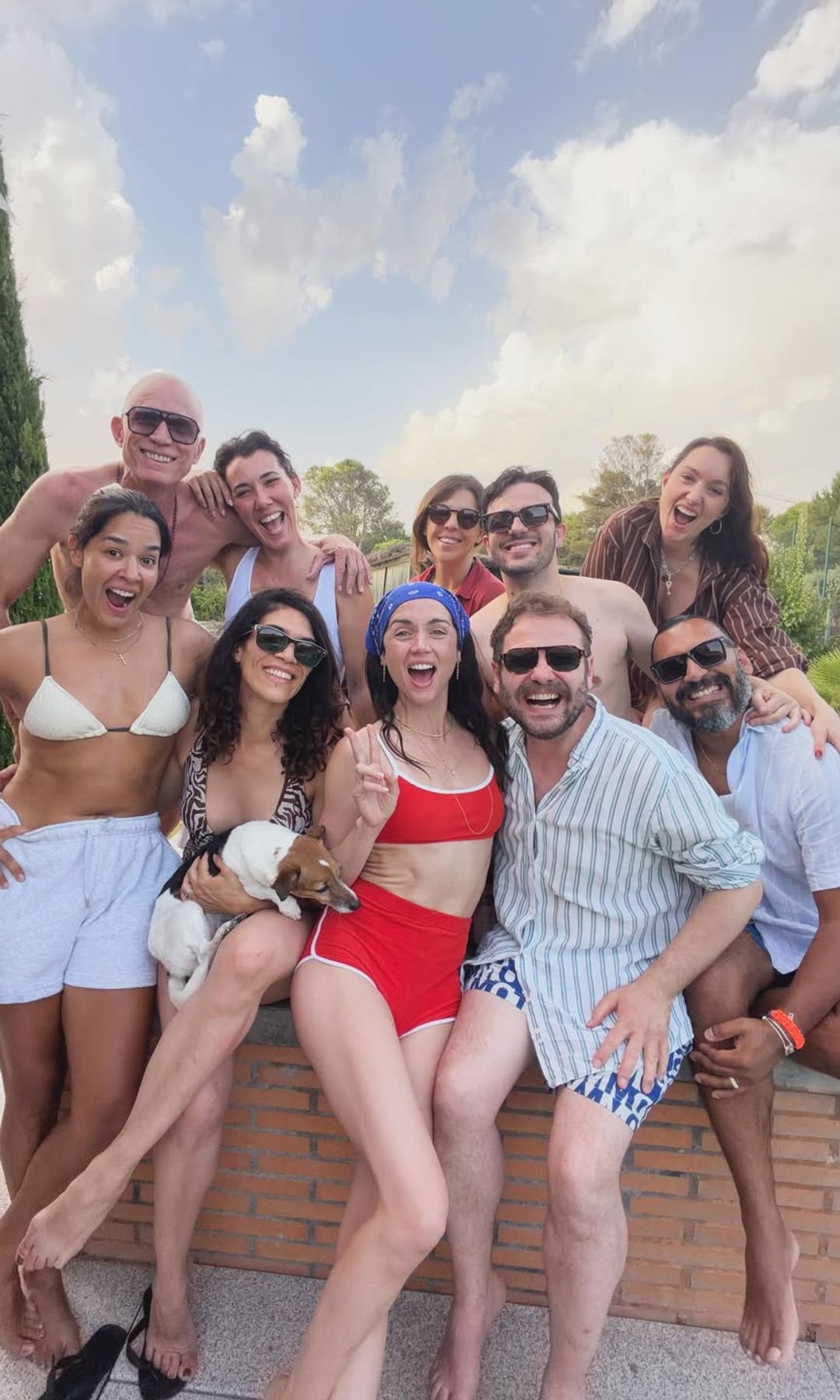 Ana de Armas en bikini presume de silueta tonificada en sus vacaciones
