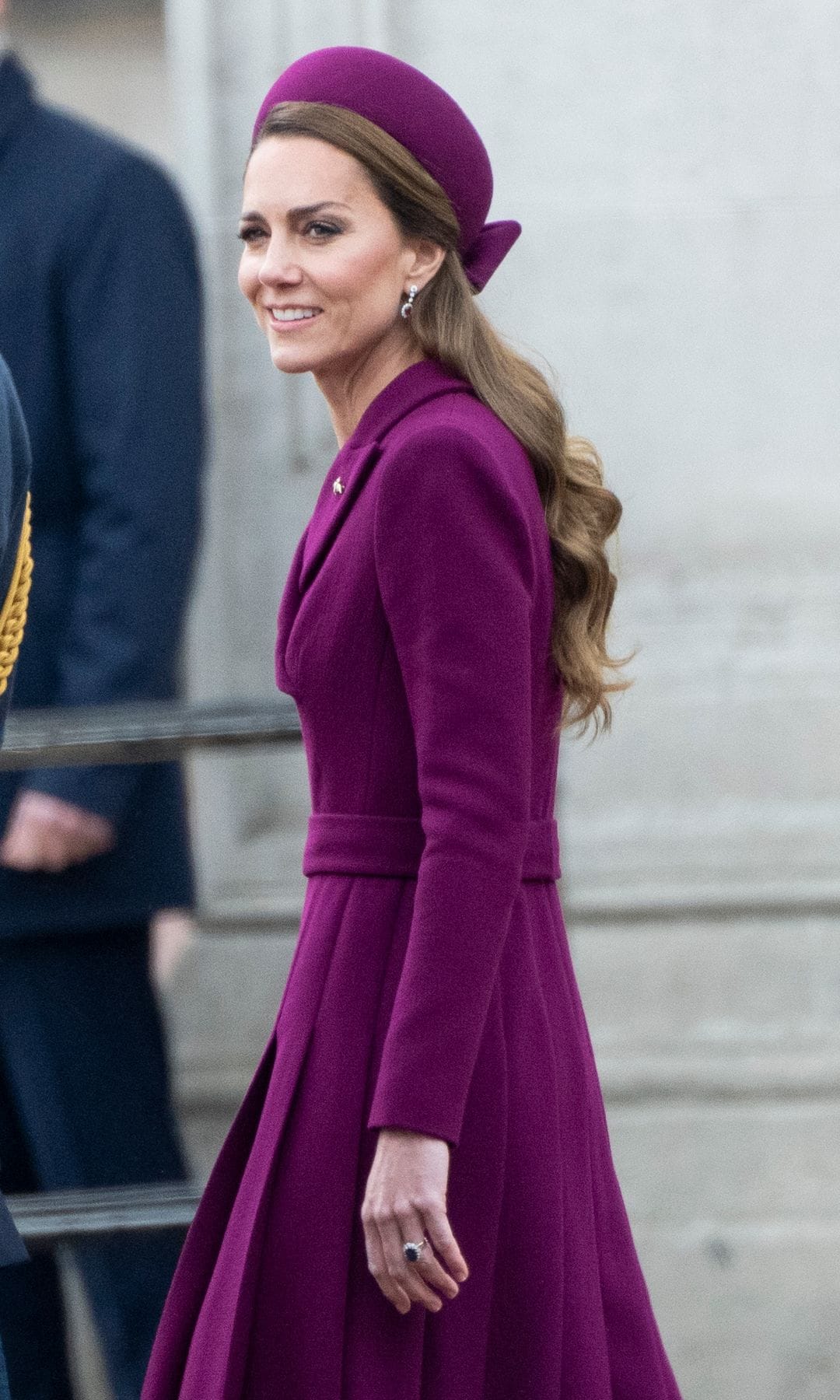 Kate Middleton, princesa de Gales, con vestido de Emilia Wickstead, 2025.