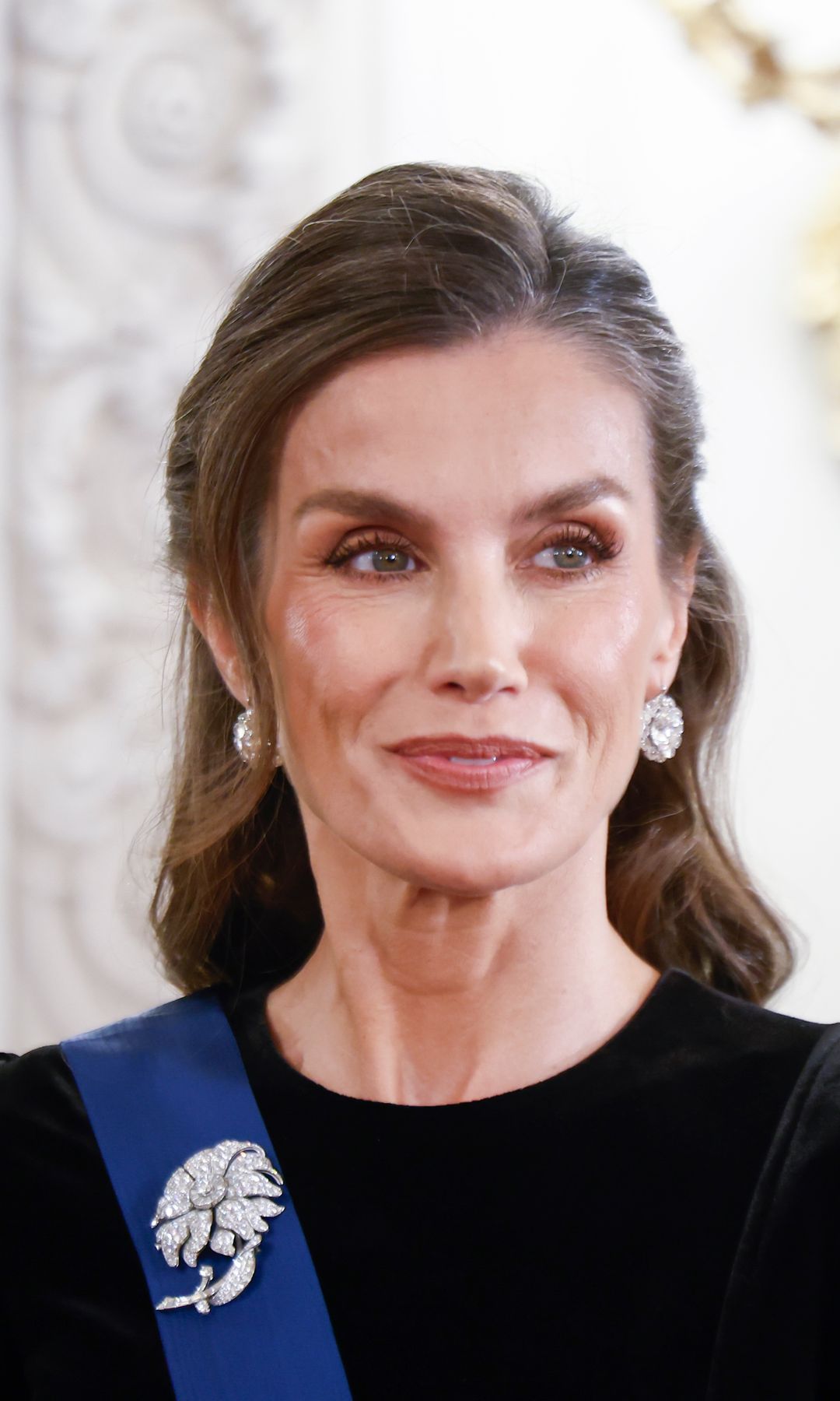A la 'altura' de la ocasión: el truco de la reina Letizia para volver a los tacones
