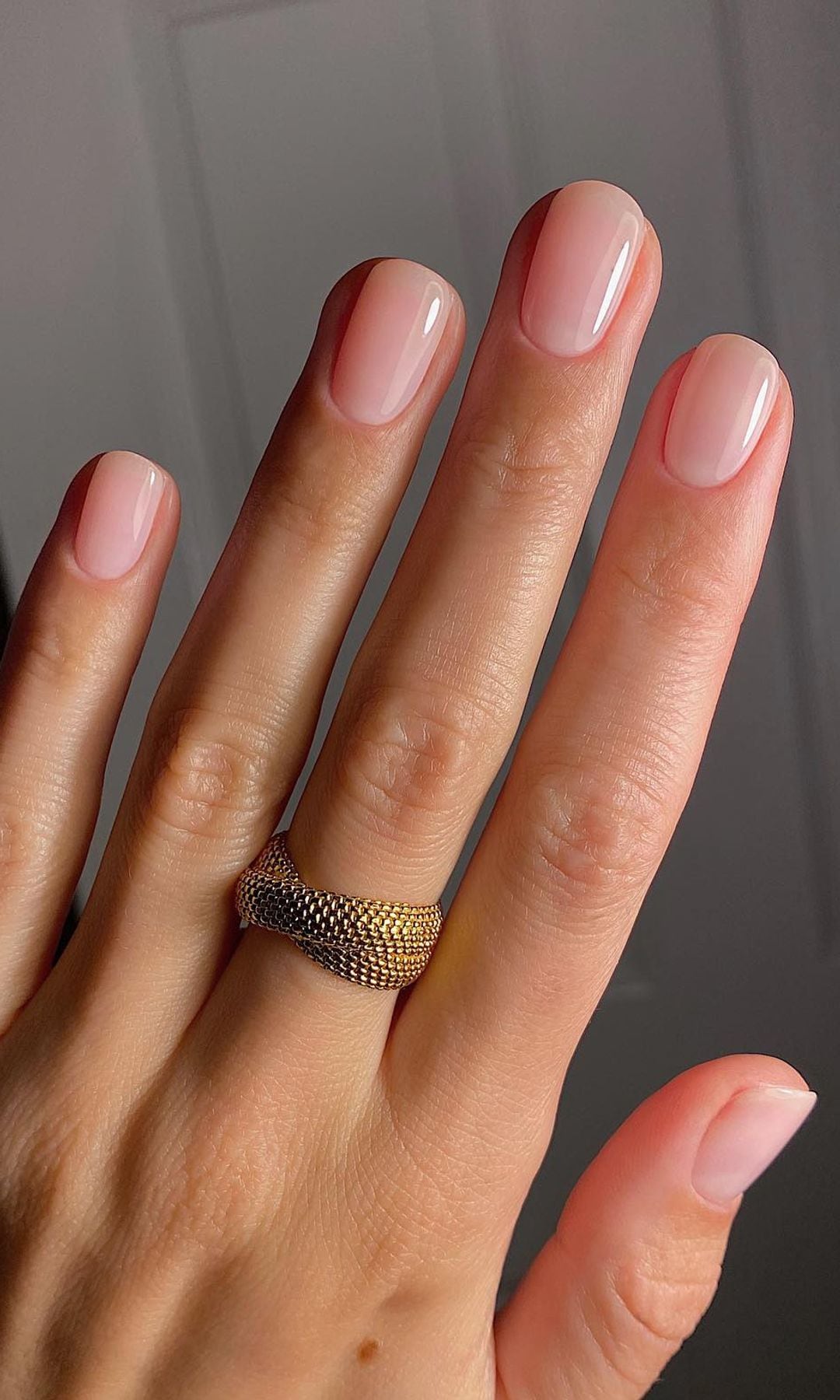 Manicura rosa 