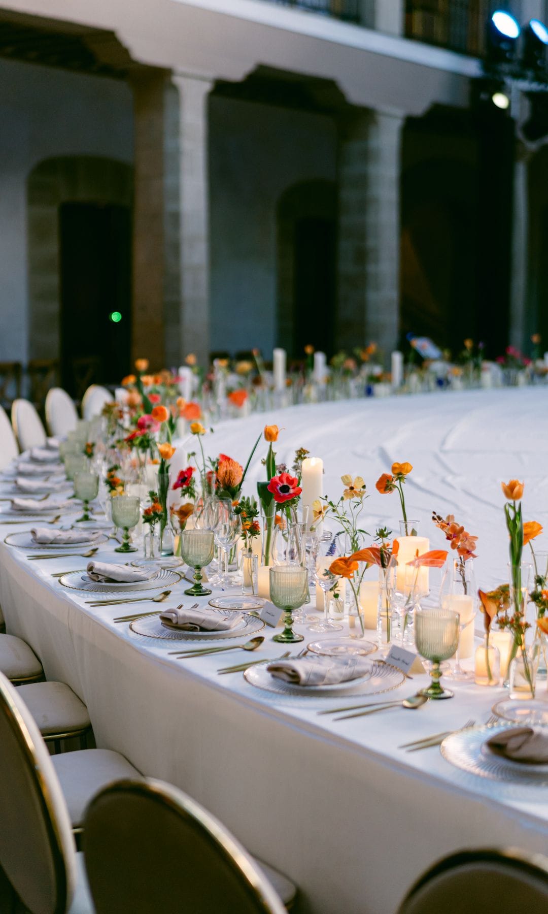 Un vistazo al table setting de la cena de Bvlgari.