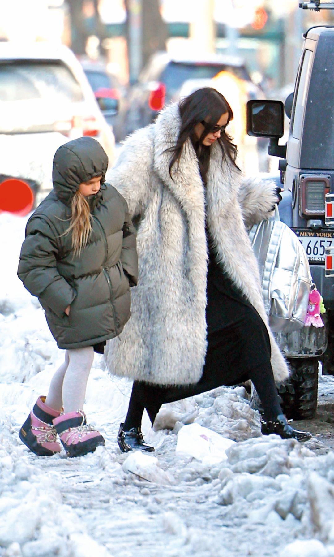 Irina y Lea intentando caminar entre la espesa nieve que cubría las calles neoyorquinas