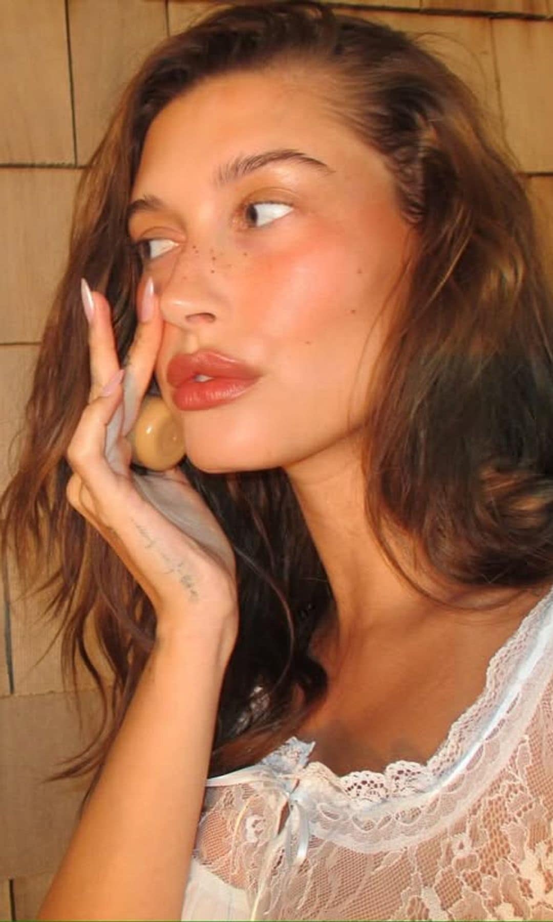 Hailey Bieber