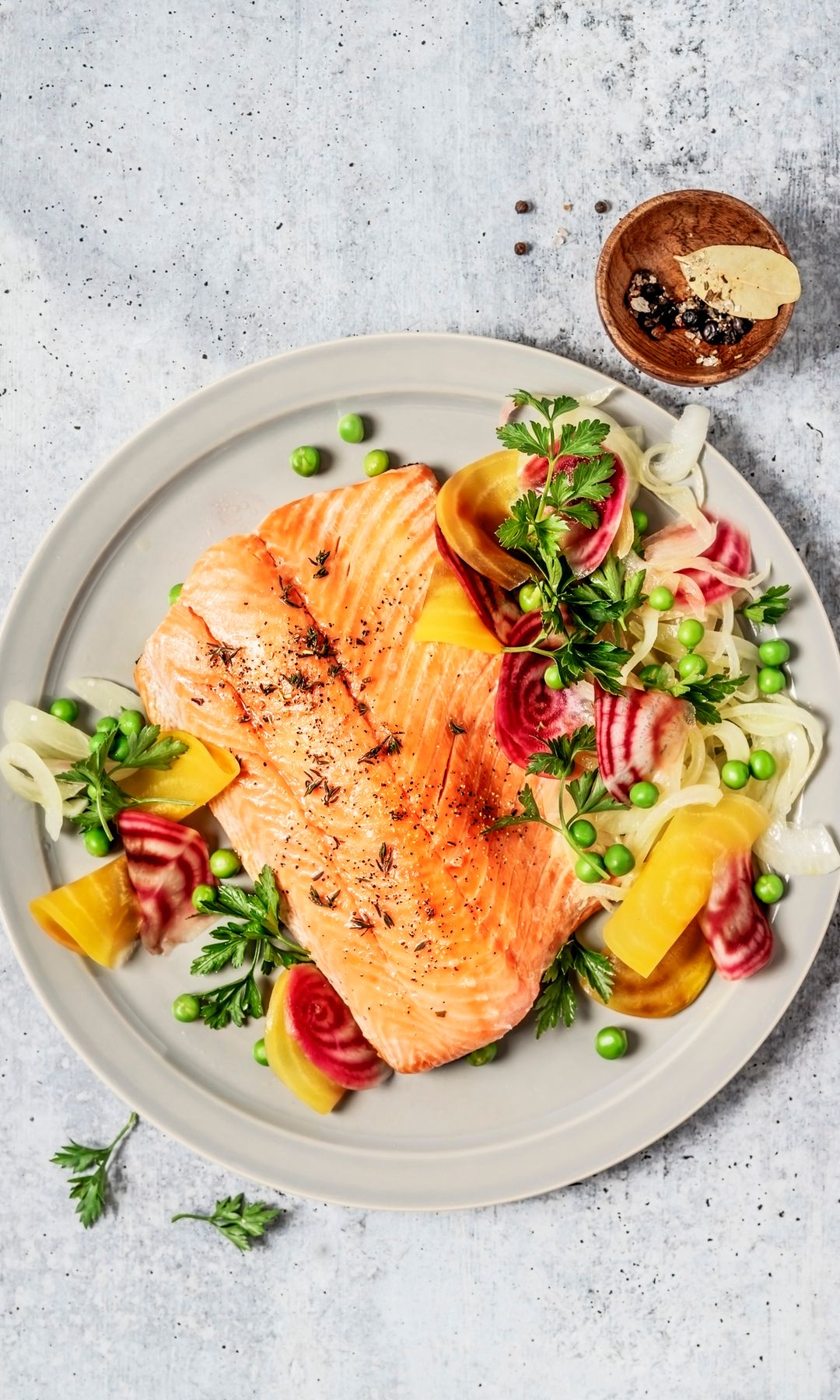 Salmón con verduras