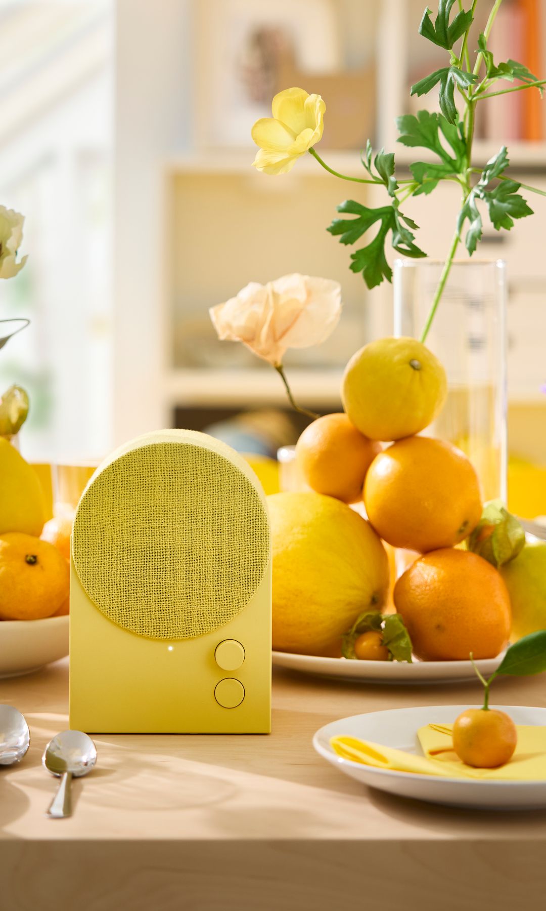 Propuesta de mesa en amarillo, de IKEA