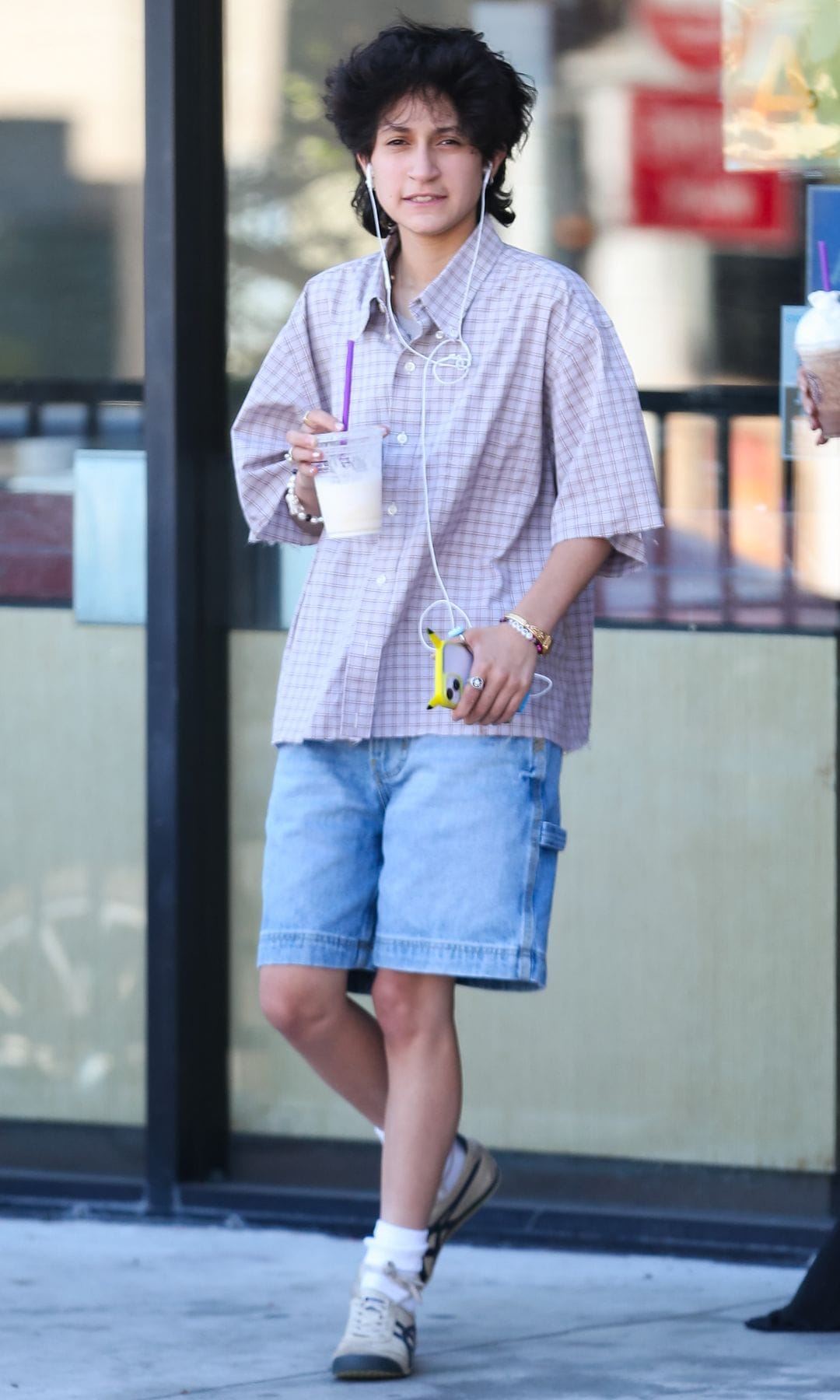 LOS ANGELES, CA - AUGUST 17: Emme Muniz is seen on August 17, 2024 in Los Angeles, California.  (Photo by Bellocqimages/Bauer-Griffin/GC Images)