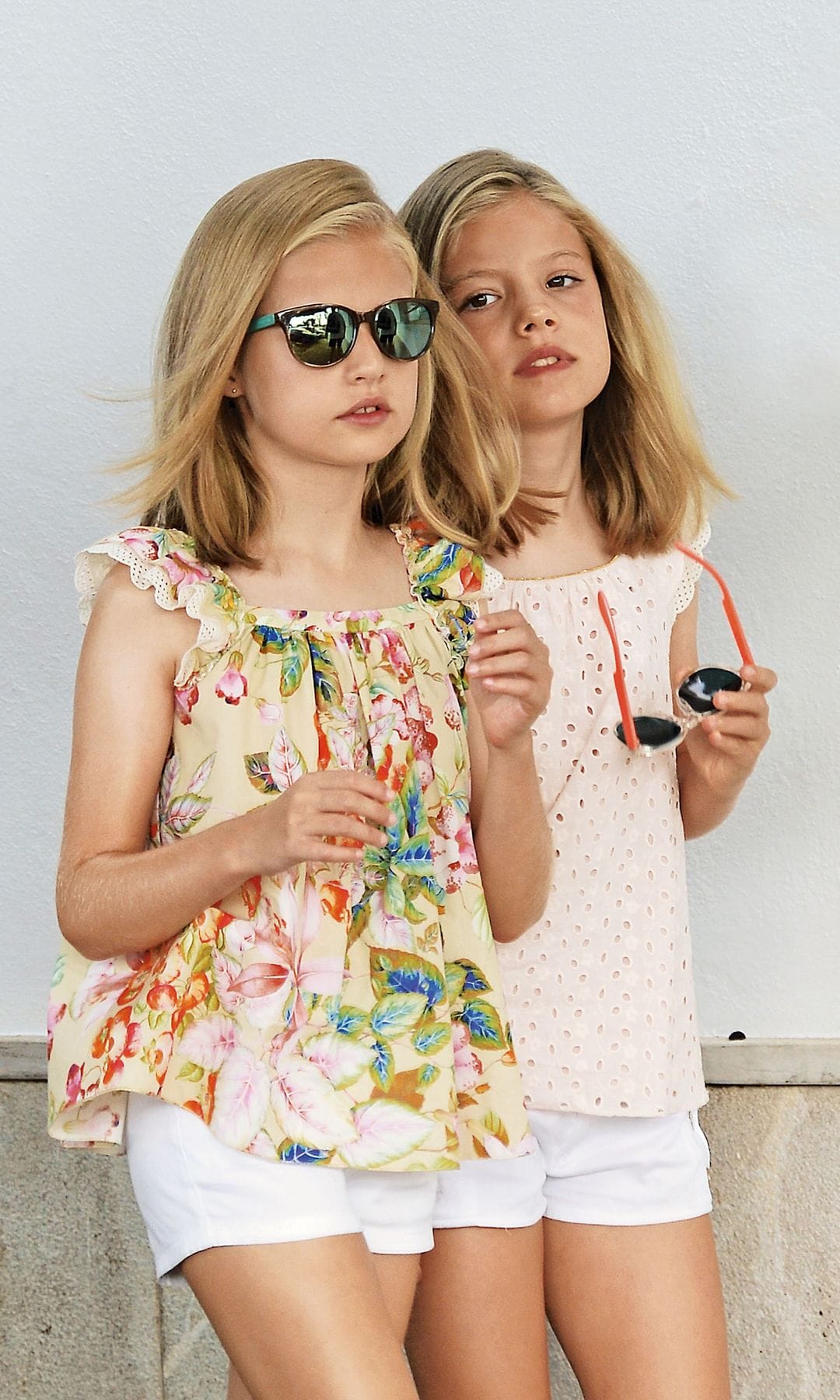 La princesa Leonor y la infanta Sofía, de pequeñas, de vacaciones