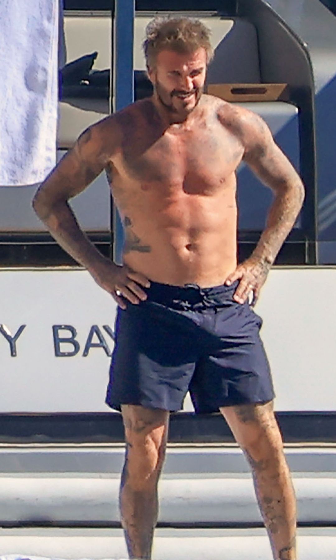 David Beckham en forma en plenas vacaciones en Ibiza