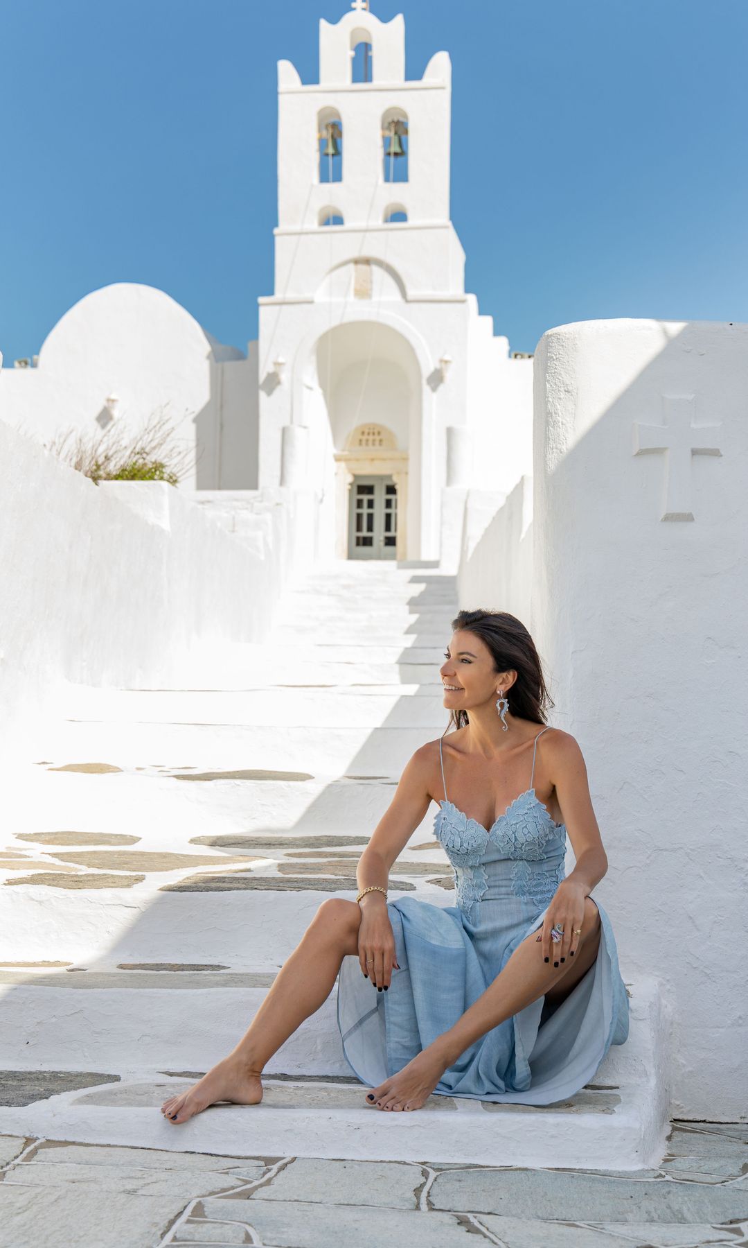 Marina Vernicos, cuya casa está en la villa de Vathi. "Enclavada en una profunda bahía natural, su nombre significa profundo", nos dice nuestra anfitriona