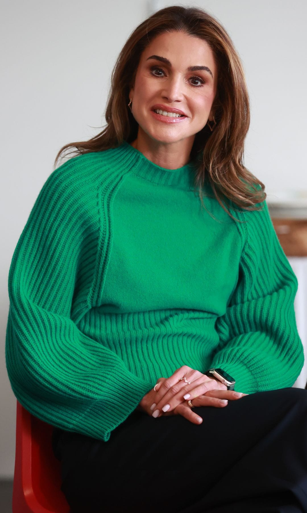 Rania de Jordania durante una visita al One Young World Summit en Belfast, el 3 de octubre de 2023