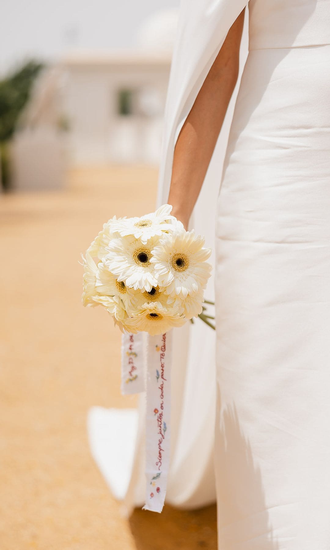 Ramo de novia de gerberas blancas