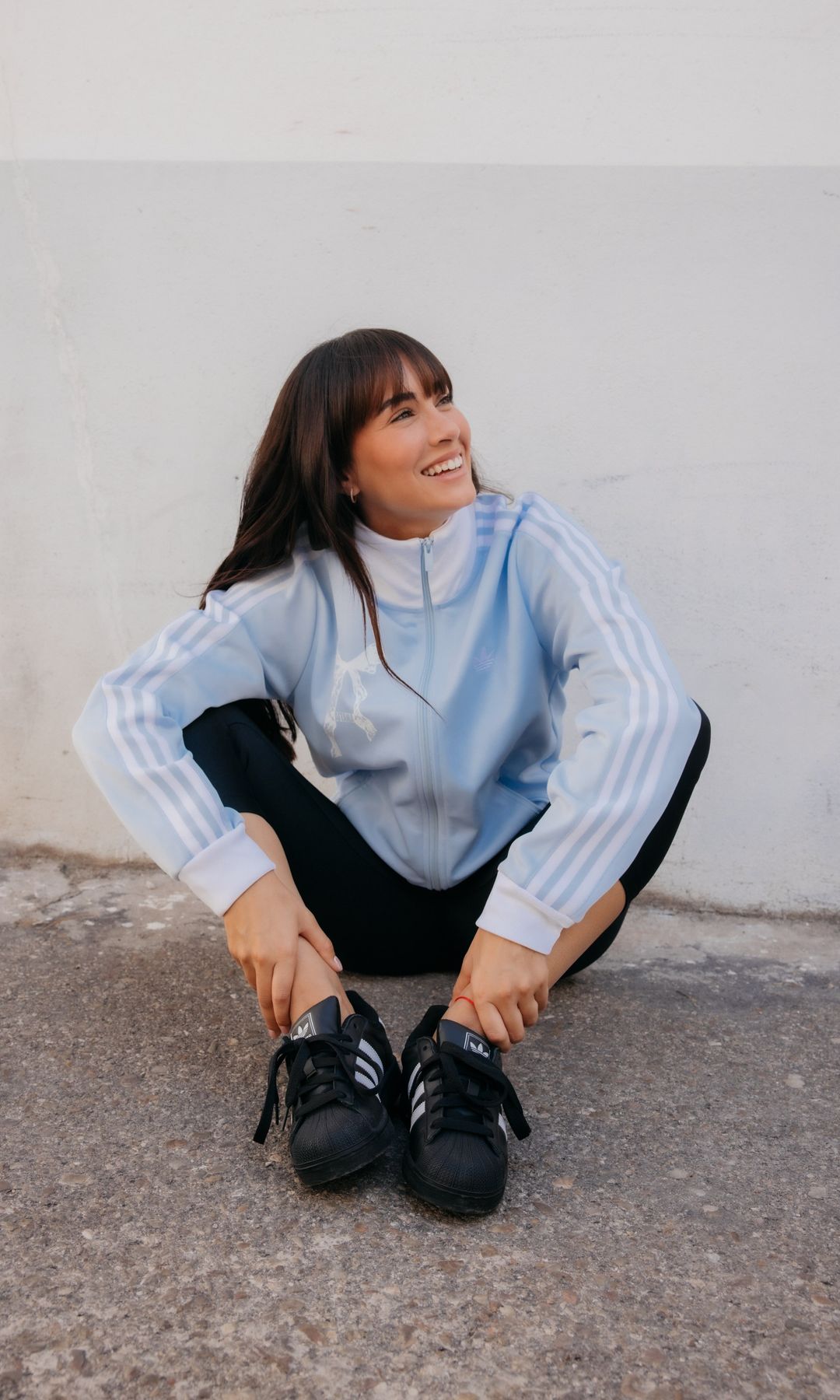 Aitana con look deportivo de Adidas