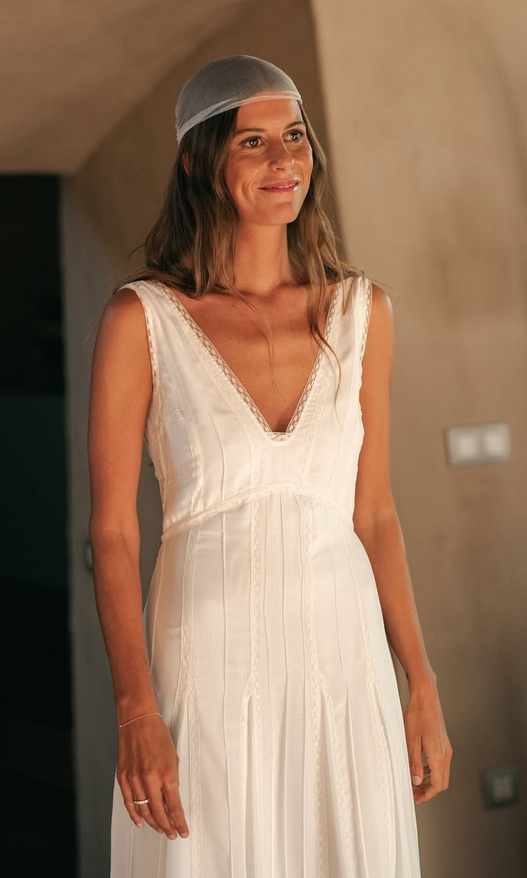 Novia con velo tipo casquete