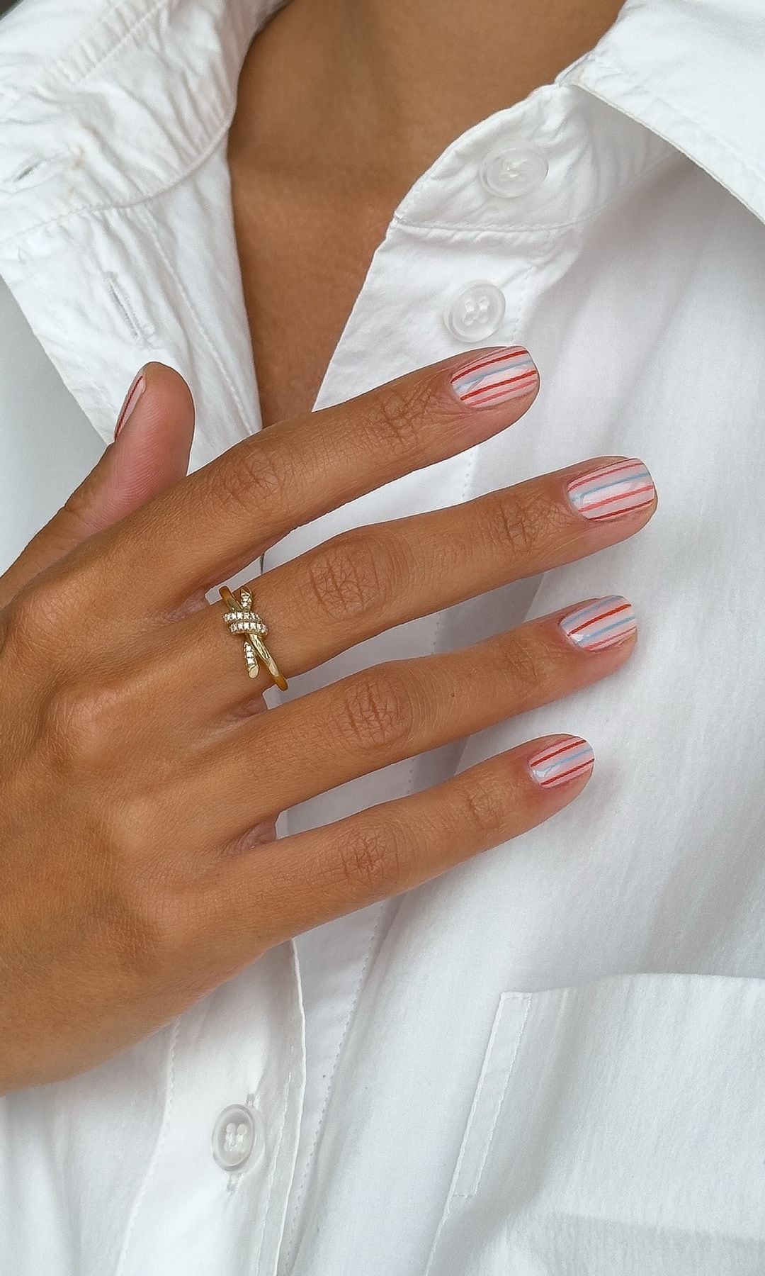 Manicura a rayas