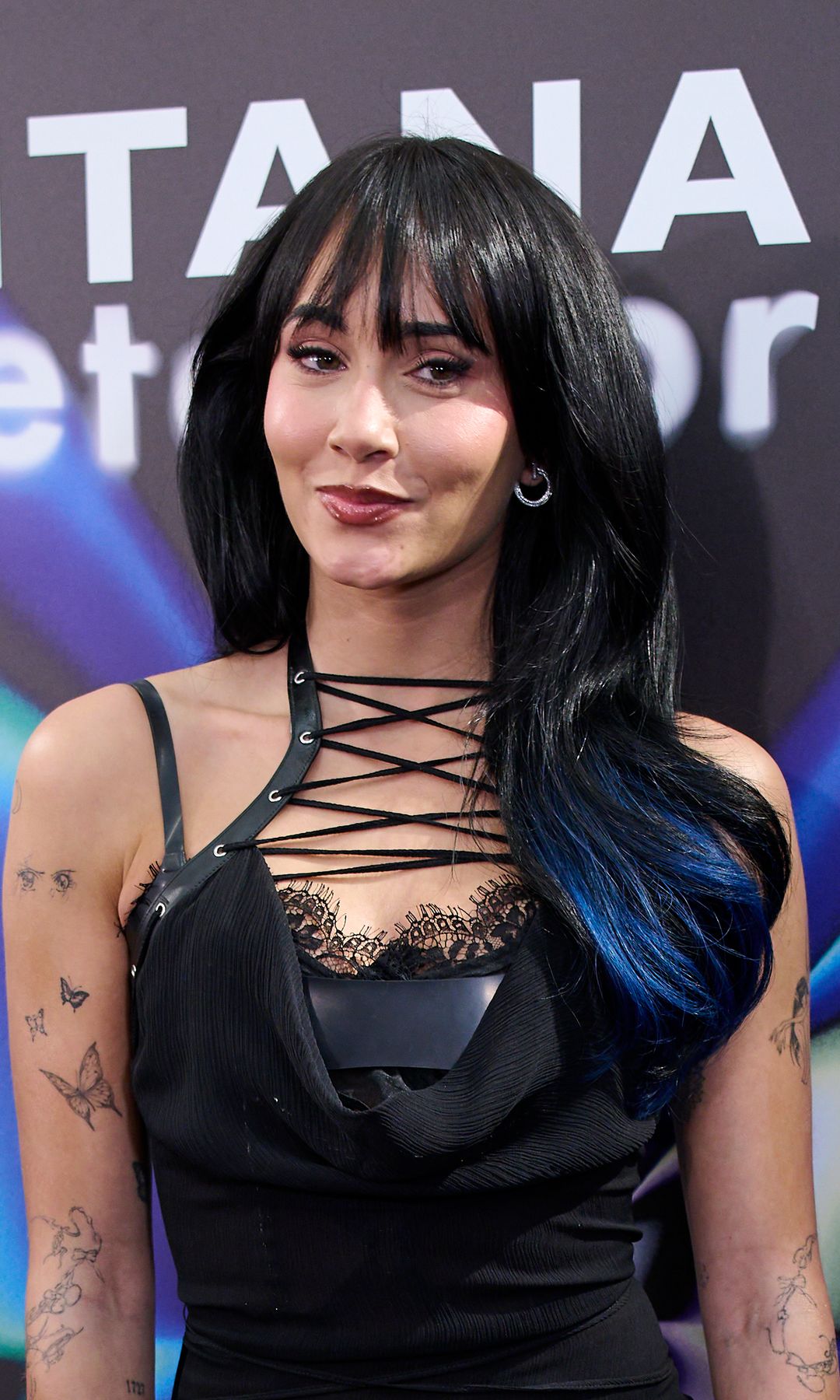 Después: con el pelo azul (febrero 2025)