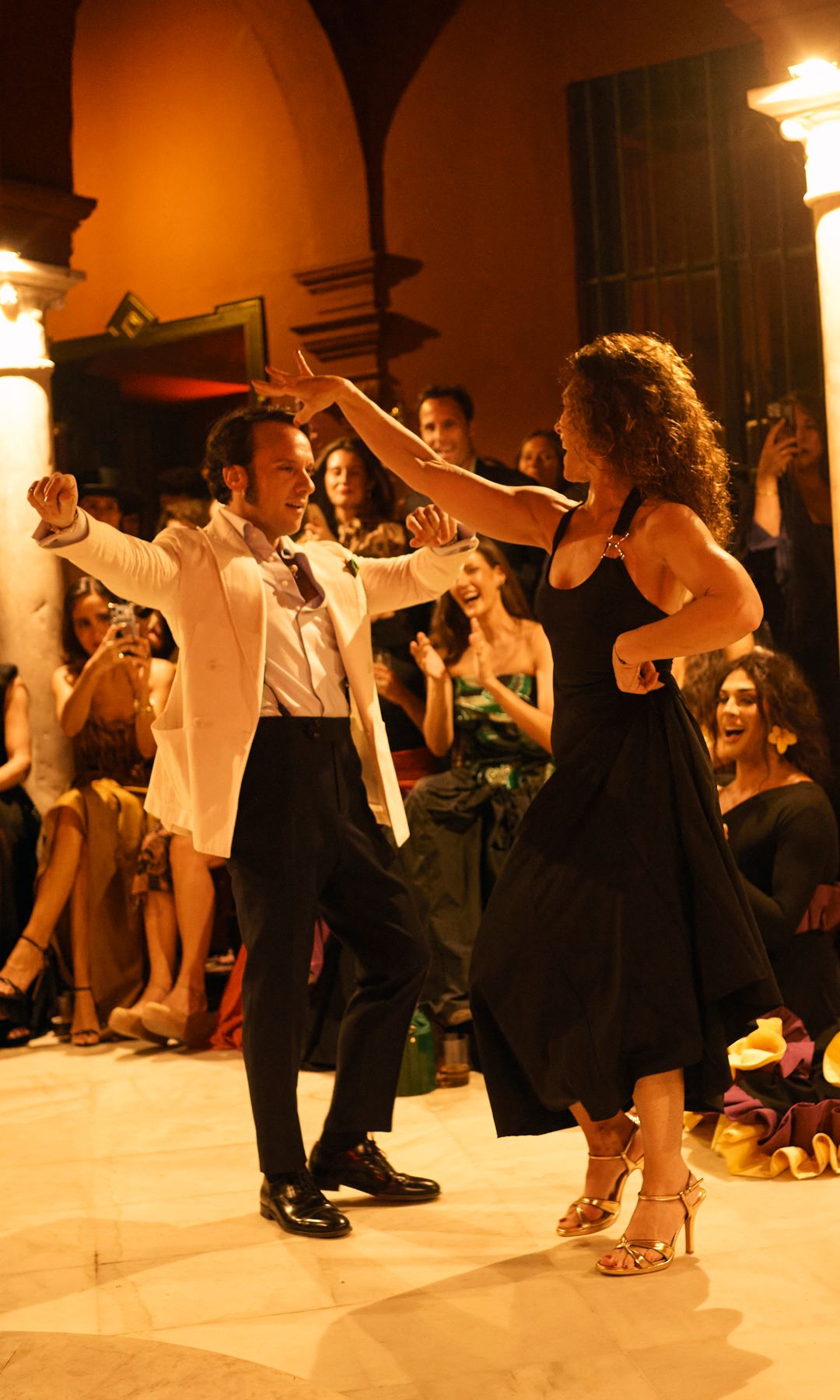 La velada sacó a bailar a Fabio