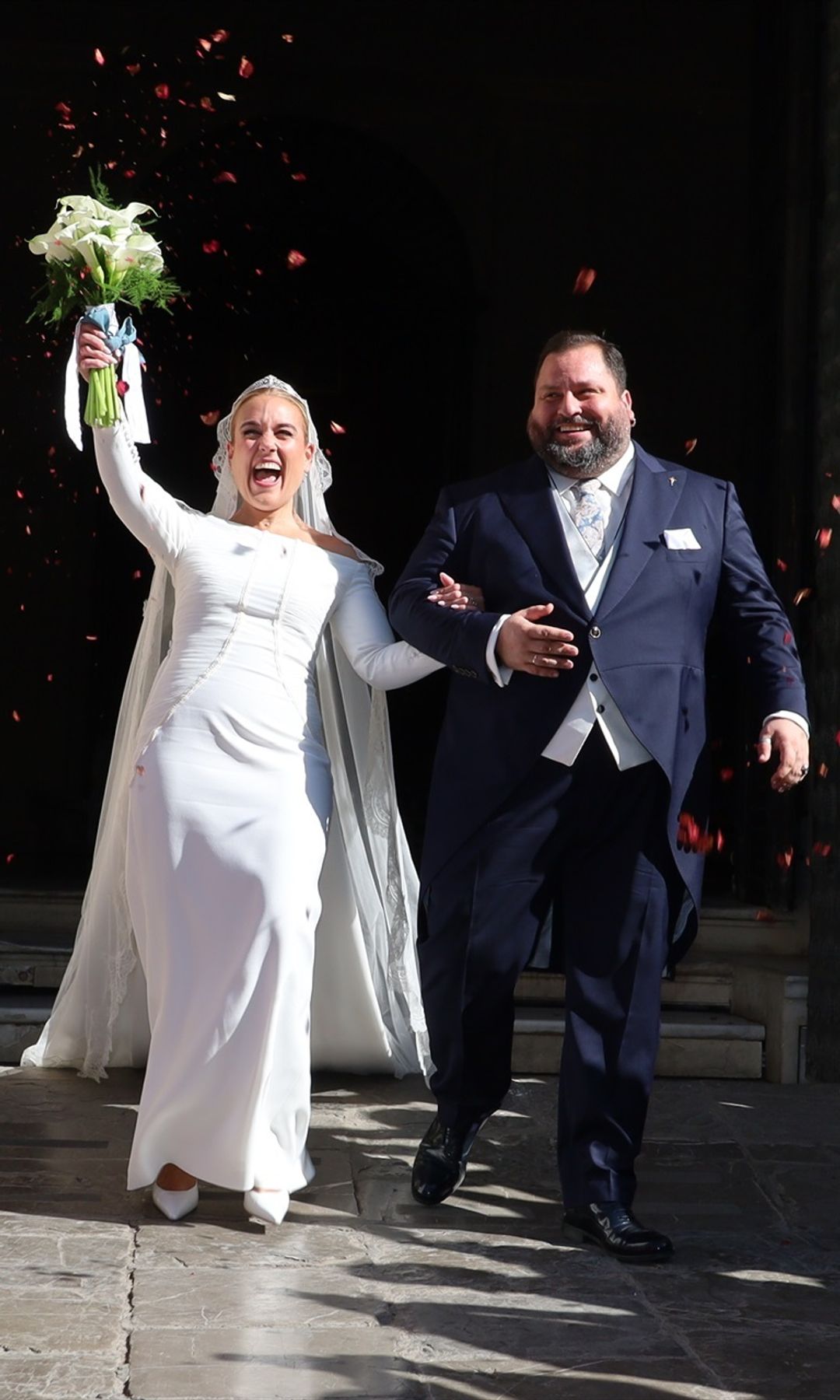 Los recién casados, tras darse el 'sí, quiero'