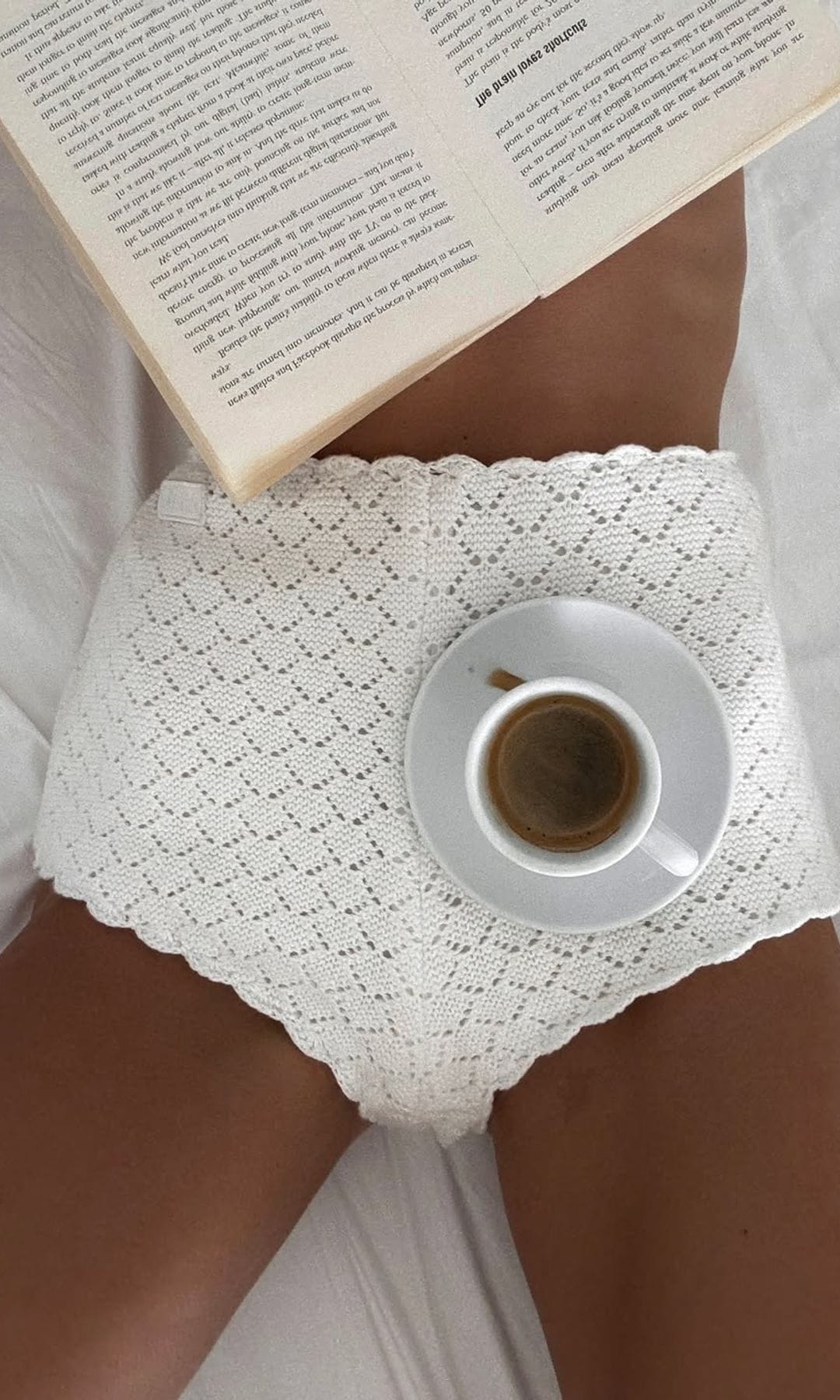 El error de lavarte los dientes justo después de tomar café