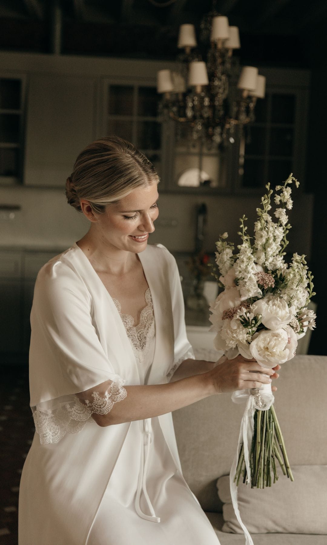 Ramo de novia blanco peonías