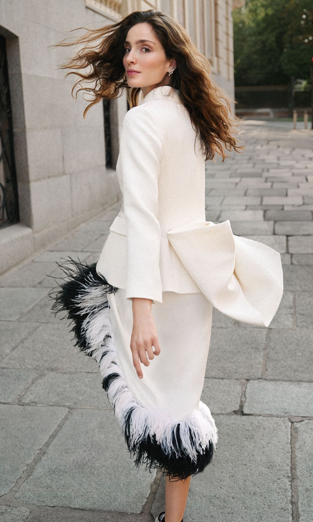 Paula Willems en pleno editorial de moda para HOLA