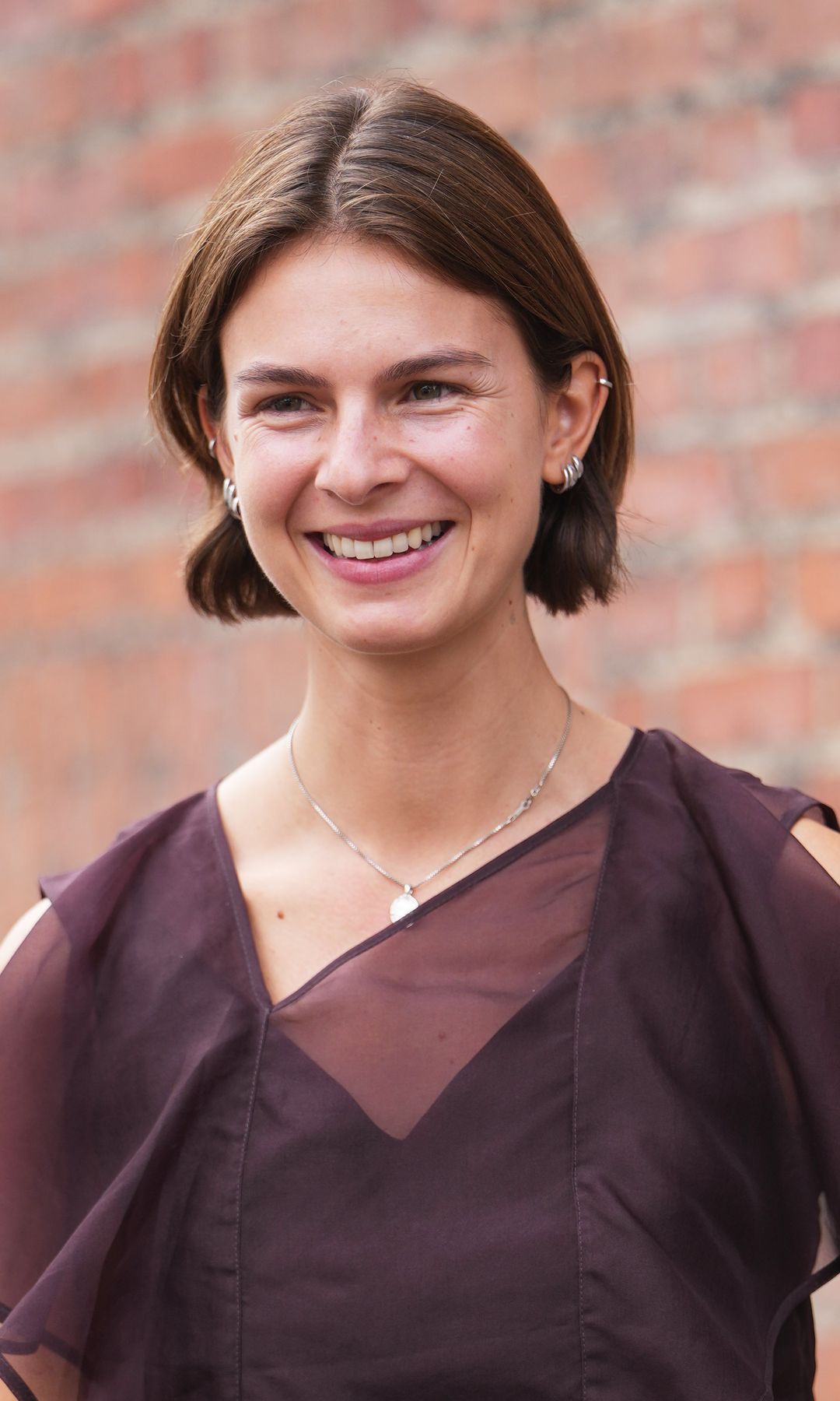  Corte de pelo corto de mujer