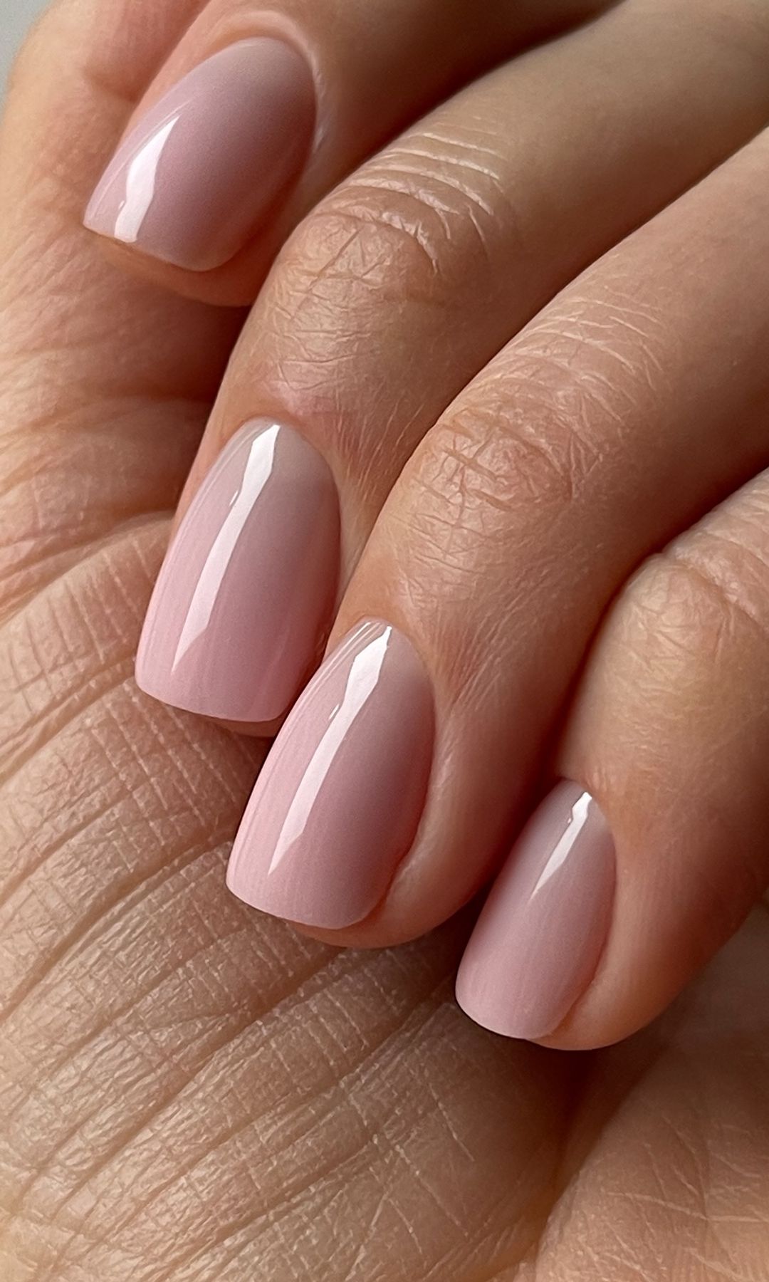 Manicura rosa natural 