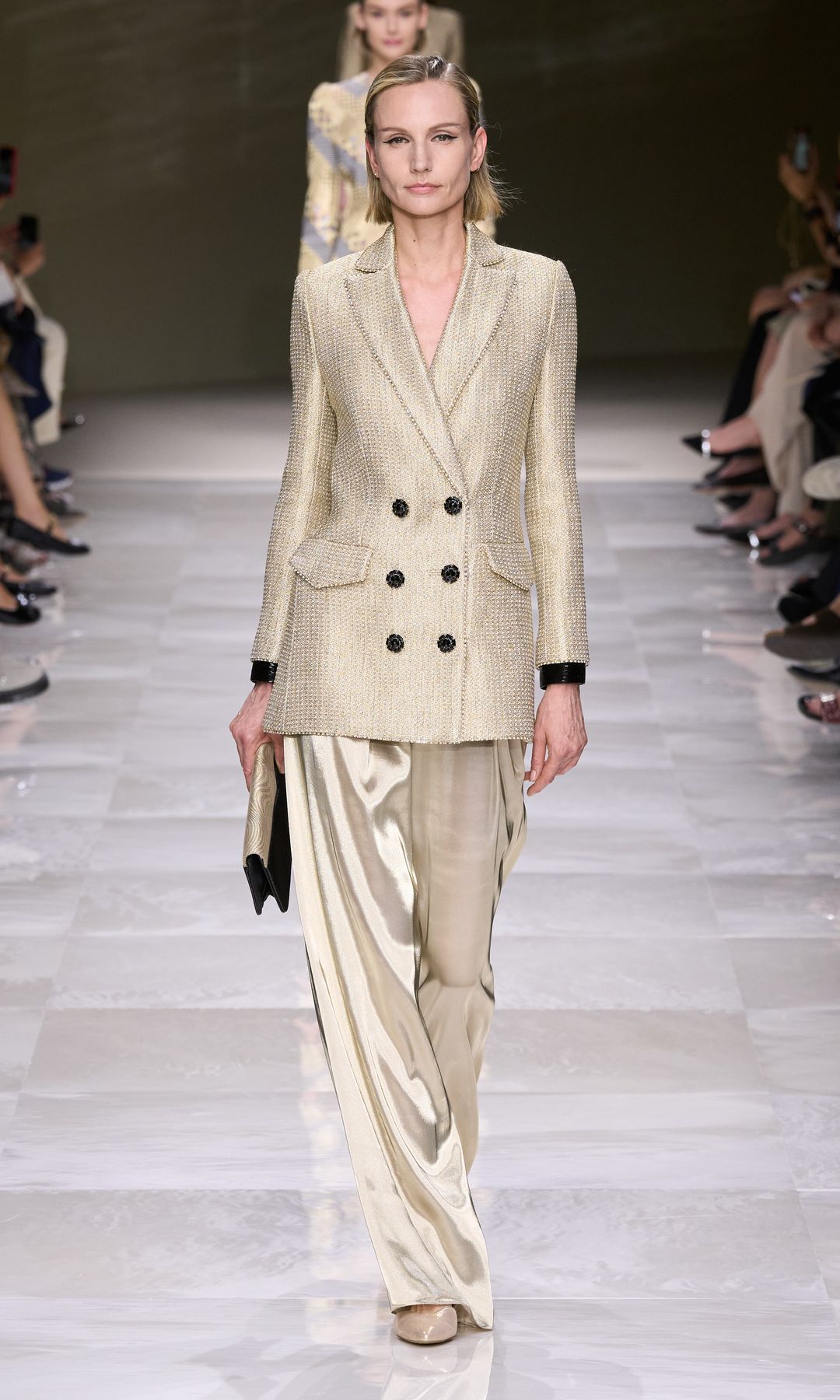 Agnes Zogla, para Giorgio Armani Privé