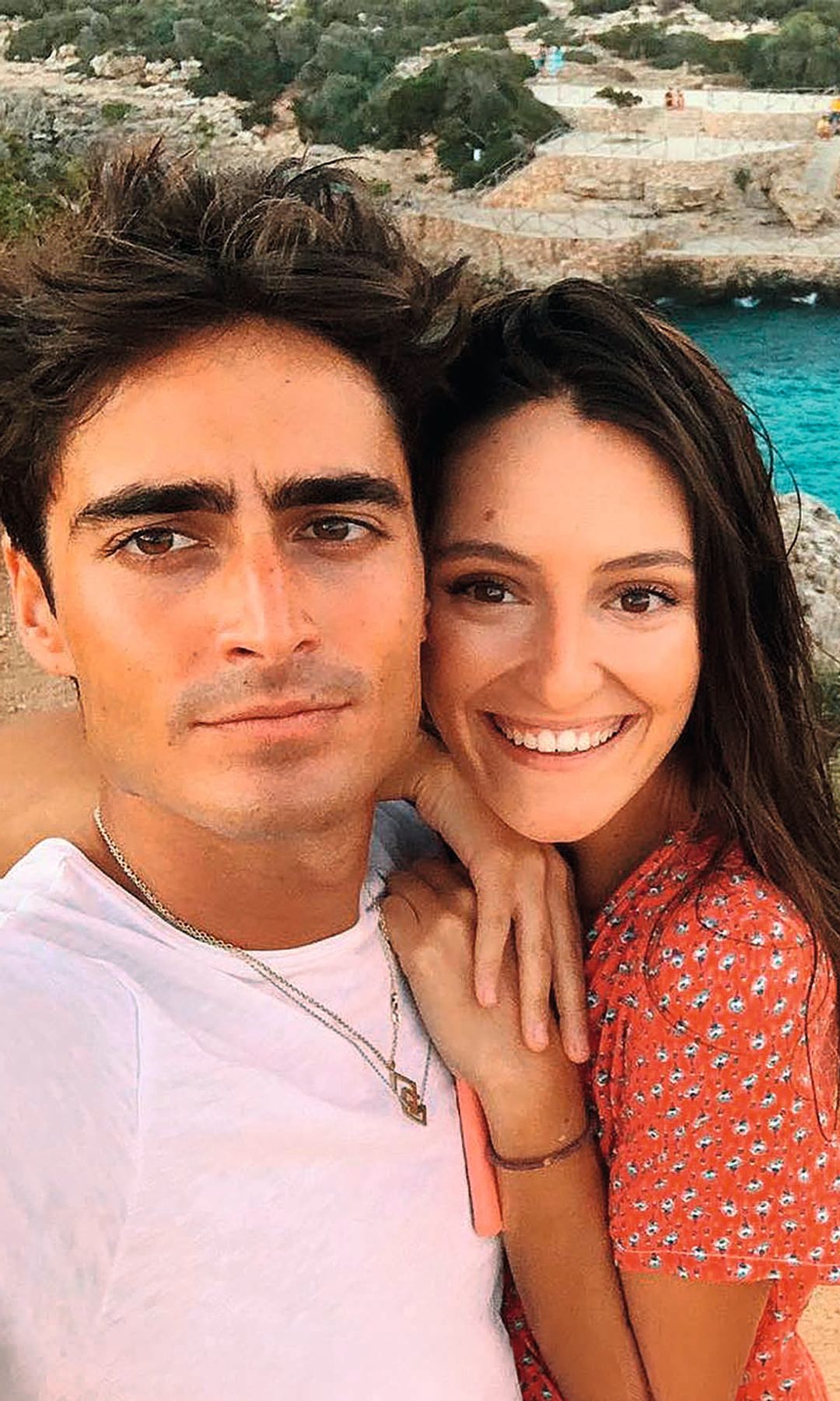 Una imagen de Andrea con su novio, el músico Juan Fernández Castaño, con quien dará la bienvenida a su primer hijo a finales de este año