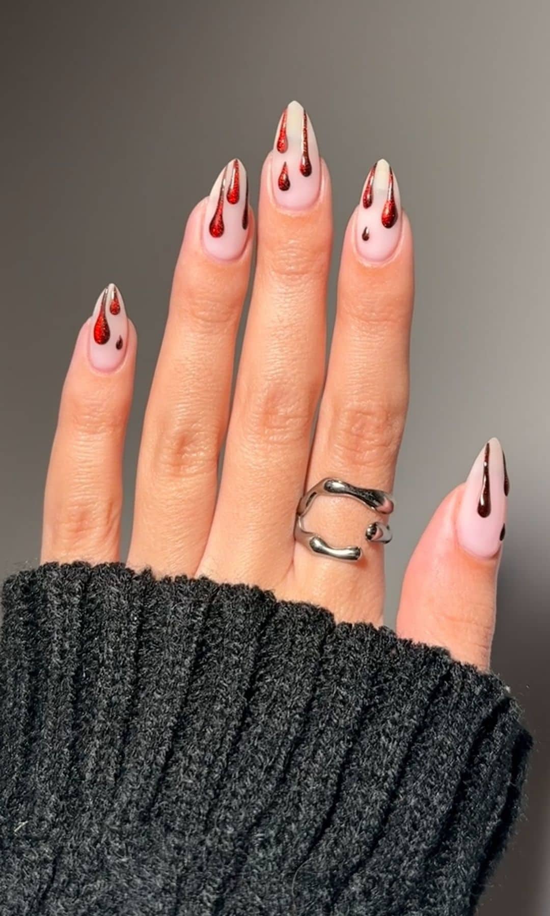 Manicura con sangre