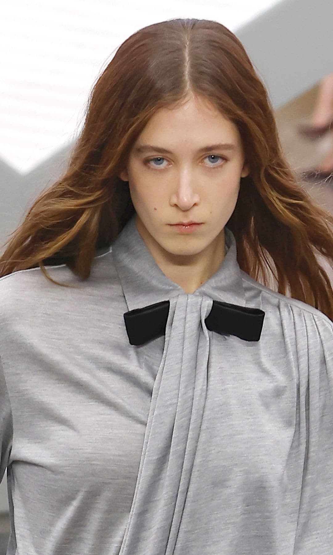 Sunday Rose en el desfile de Dior en Paris Fashion Week el 1 de octubre de 2025