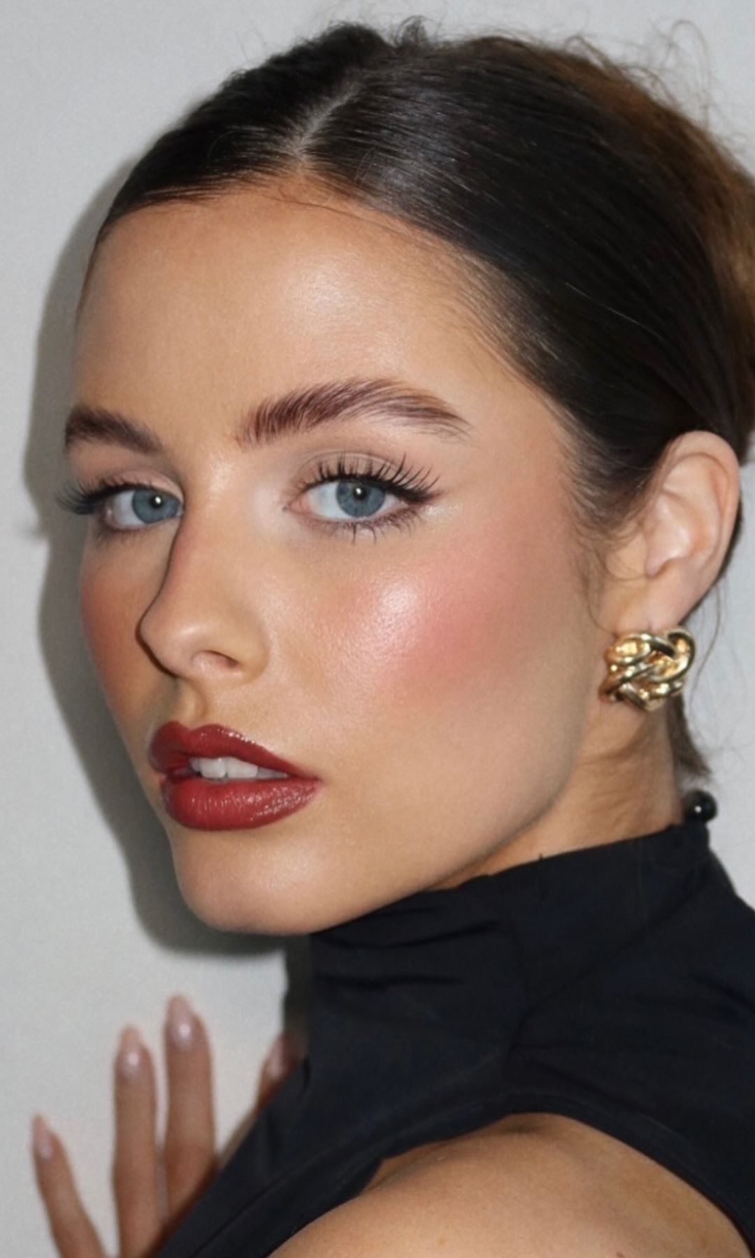 Maquillaje de labios jugoso