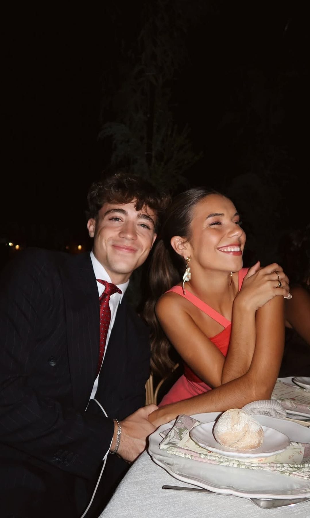 Elena Gortari y Juan Pérez