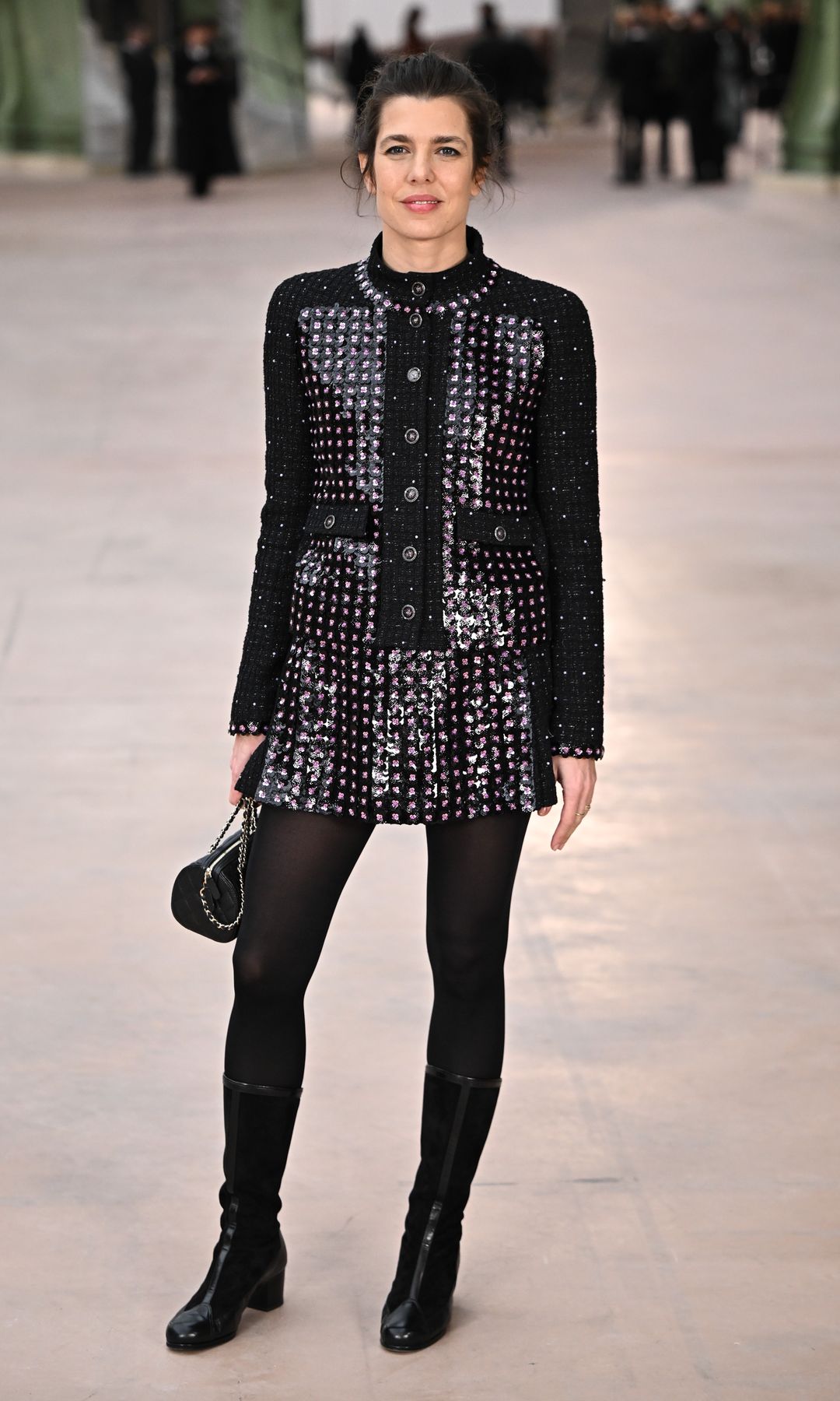 ¡HOLA! Fashion ¿Qué significa que Carlota Casiraghi nunca lleve pendientes?