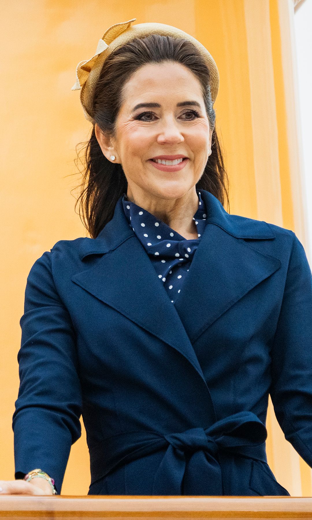 Por qué Mary de Dinamarca sustituyó el rosa en sus looks por este color más sobrio y potente desde que es reina: "Simboliza una nueva etapa de madurez"