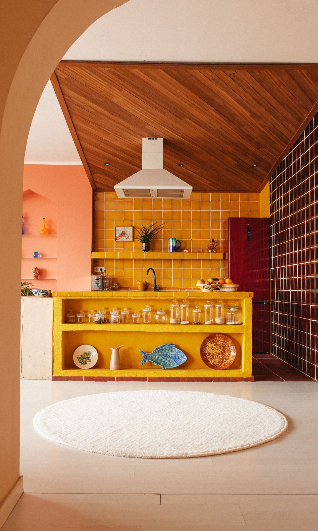 Encimera de cocina revestida con azulejos