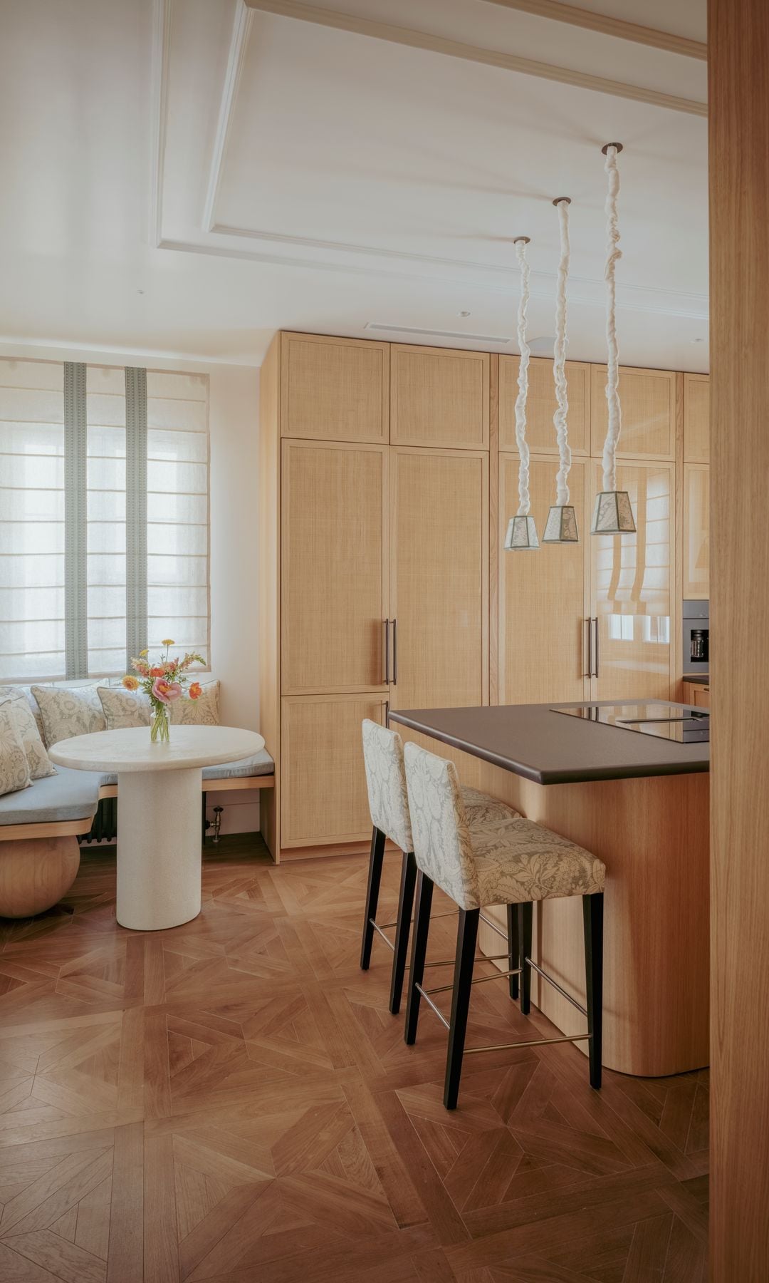 Cocina con office e isla