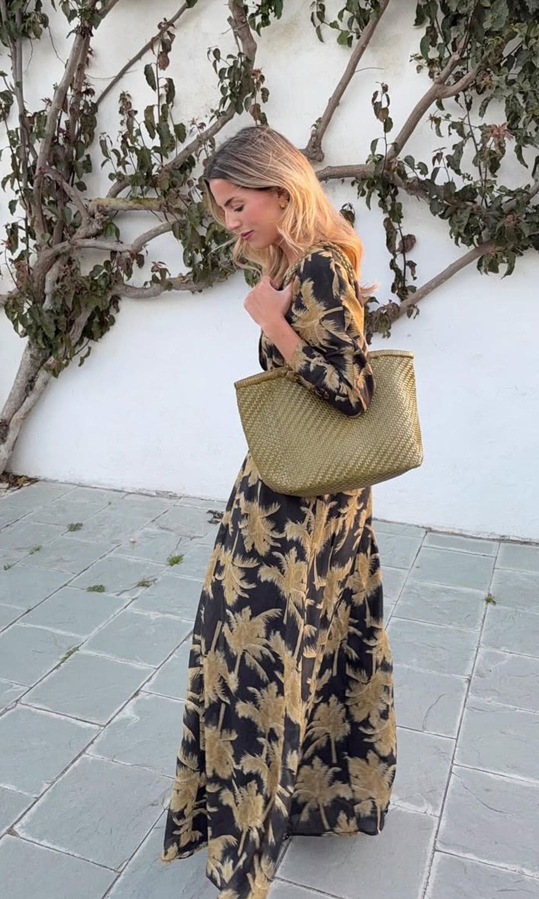 Rocio Millan con look de invitada