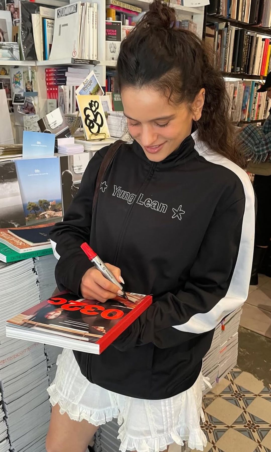 Rosalía en OFR Bookshop.