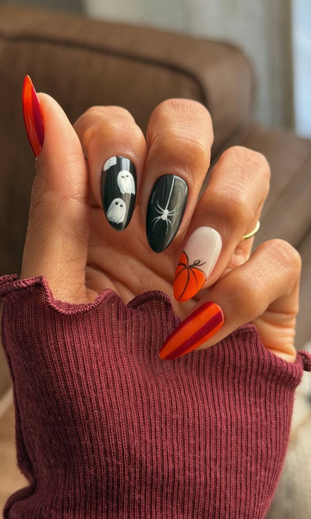 Manicura para Halloween con diferentes dibujos