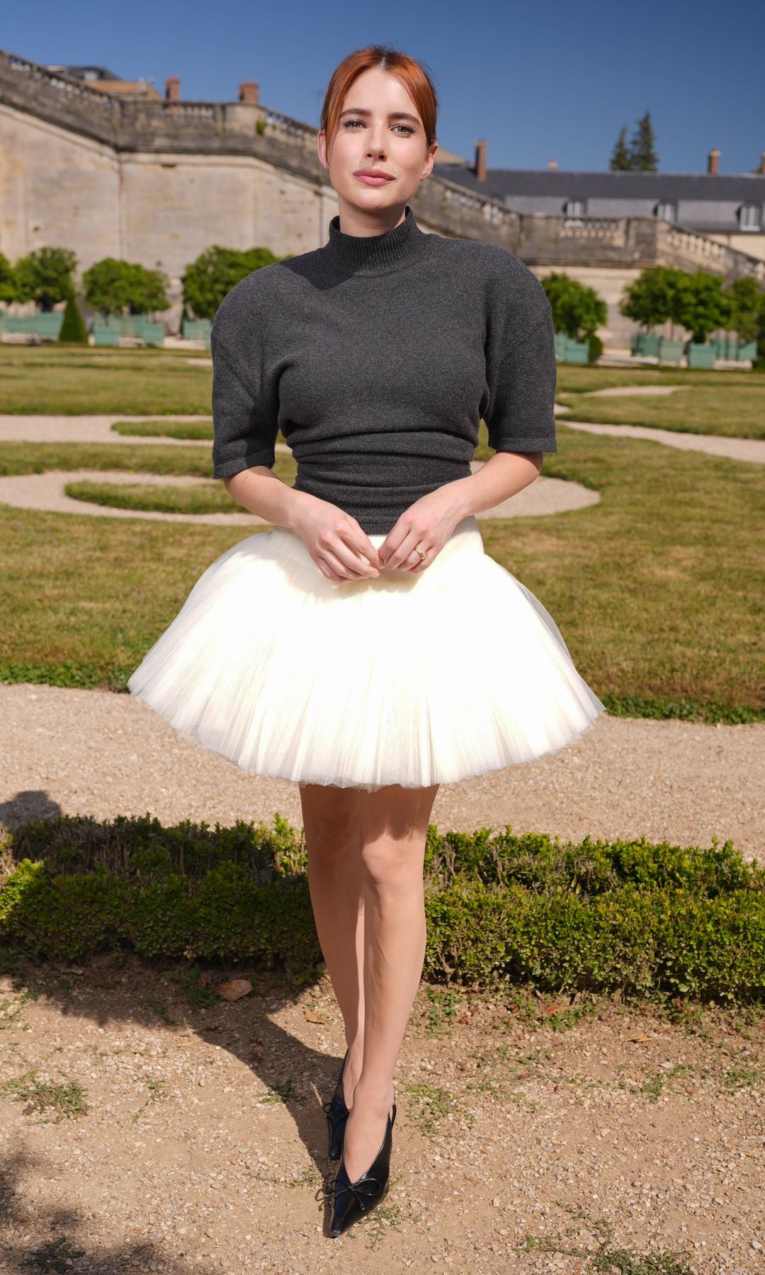 Emma Roberts en el desfile de Jacquemus en París