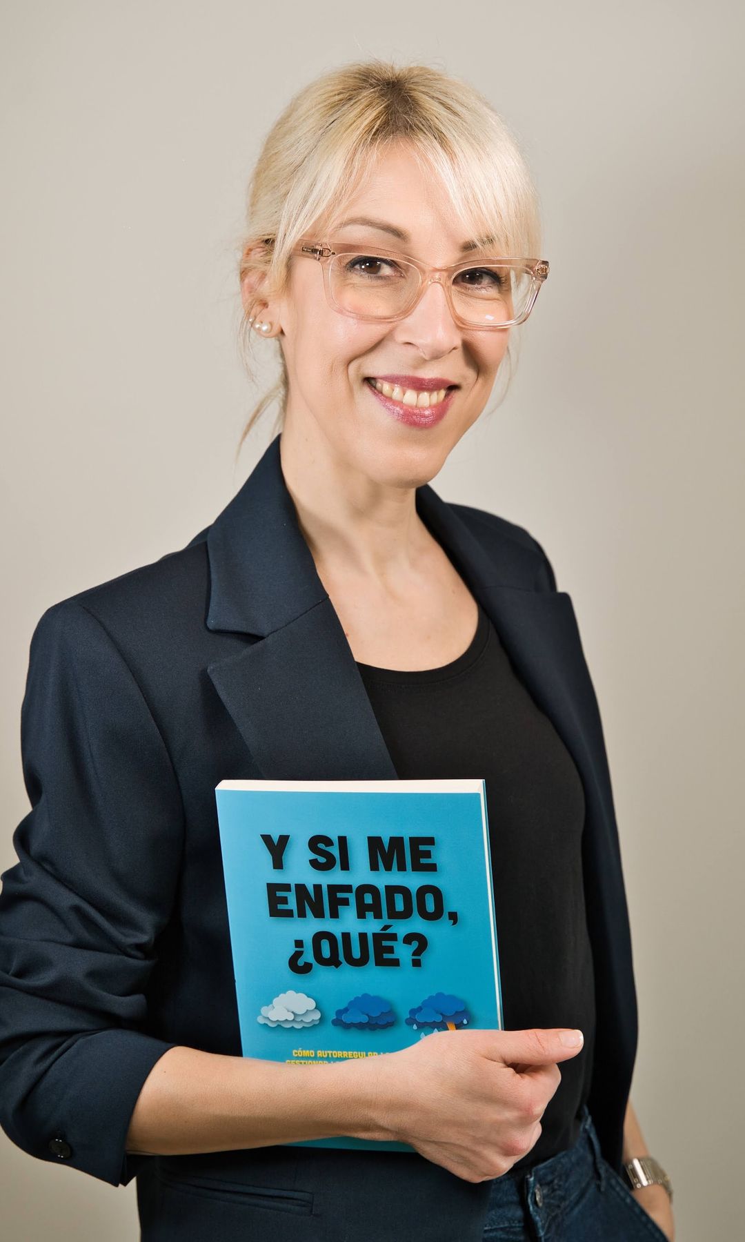 Sonia Díaz Rois, mentora y coach especializada en gestión del enfado con su libro