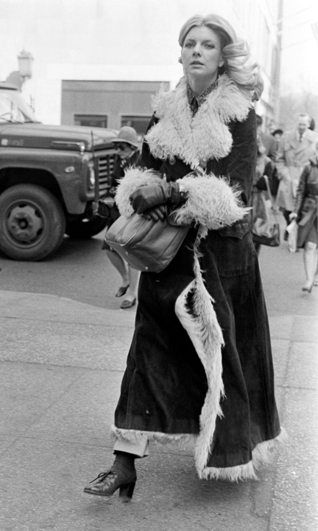 Trucos para llevar un abrigo de pelo y cuidarlo para que te dure años