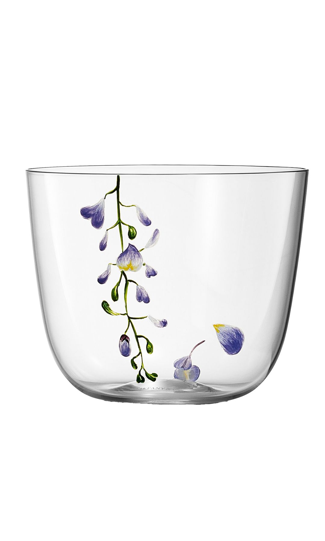 Abajo, vaso de Tiffany & CO. (c.p.v.)