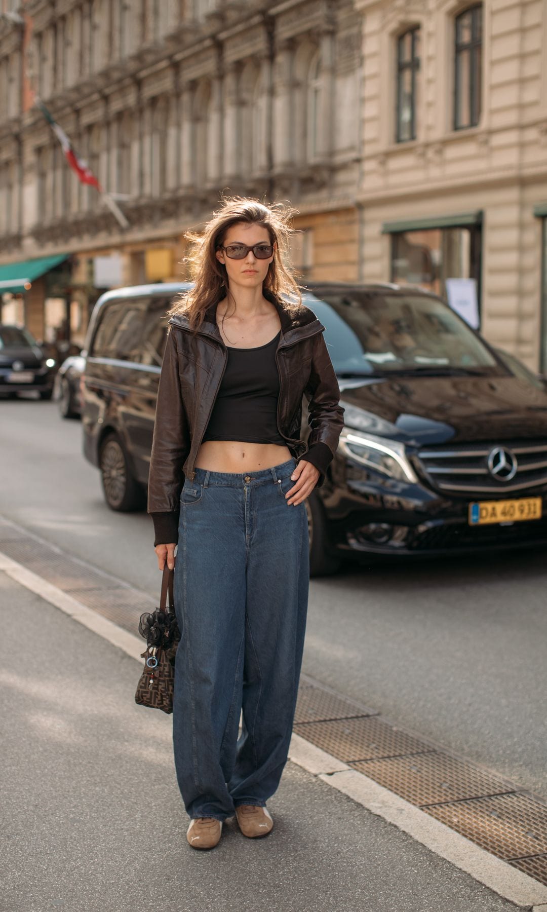 Los crop tops están regresando con evoluciones importantes pero siempre con una clara influencia dosmilera