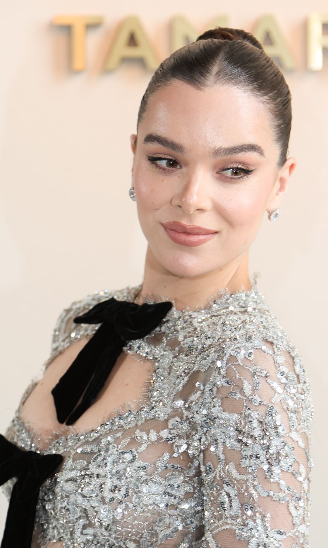 Haile sobresalió con un clean look durante el desfile de Tamara Ralph